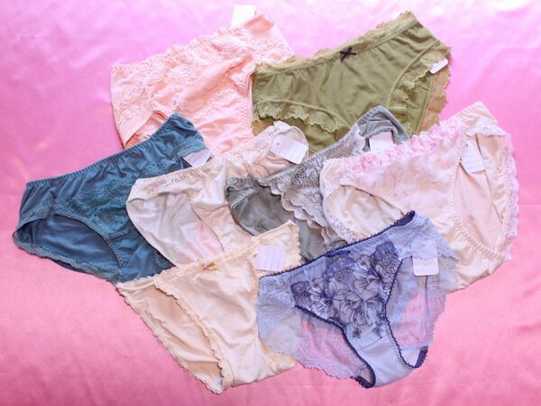 ★5025★美魔女系☆おしゃれ☆ツルツルＰ■8枚■