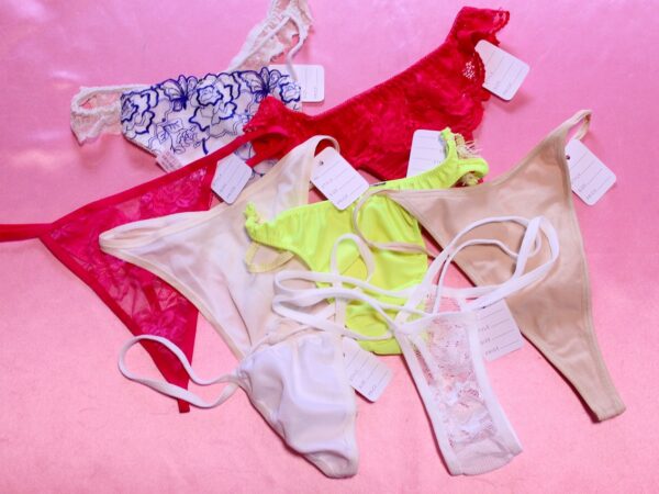 ★5028★セクシー☆かわいい☆ＴバックＰ■8枚■