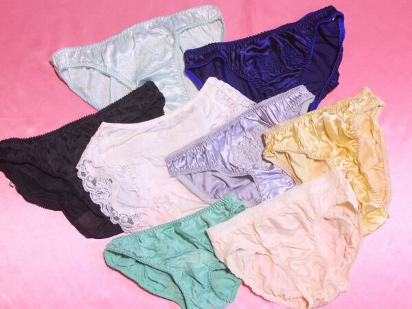 ★5158★サラサラすべすべ☆若奥様☆シルクＰ■8枚■