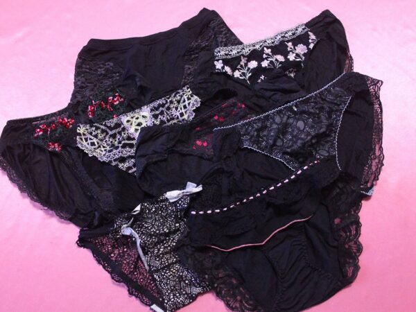 ★A627★オール☆トリンプ■女子大生風☆ブラック☆ツルツル☆パンティセットです♪■